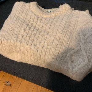 Arancrafts classic Irish wool sweater. Kids M